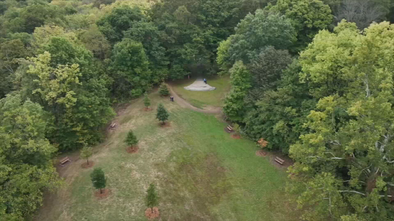 Campbell Overlook at Chauffeur's Rest in Cherokee Park 9-24-25